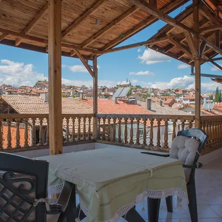 Grozdan Guest house 3*